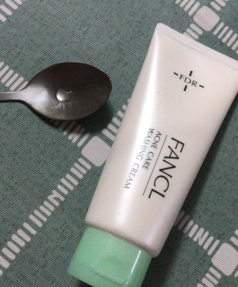 混合性皮肤如何选洗面奶?