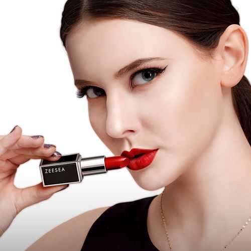 皮肤黑用什么颜色的口红