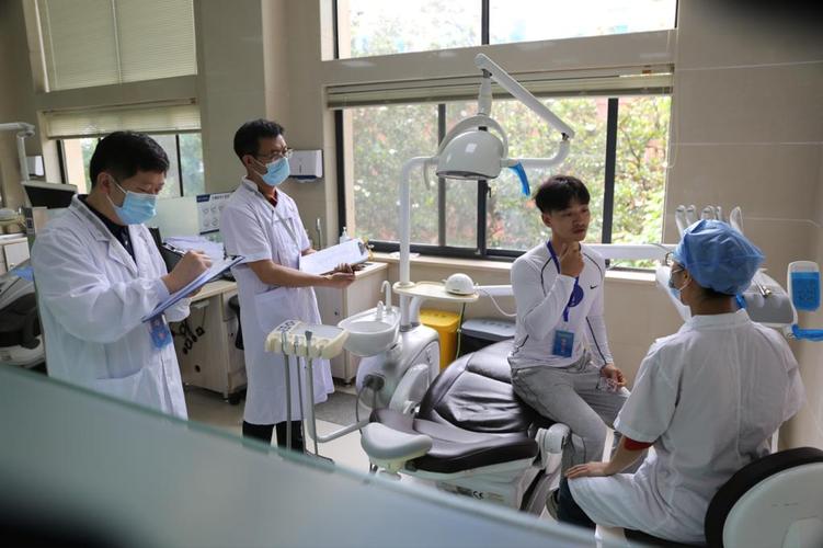 口腔执业医师考试培训班哪家好?