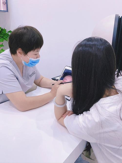 在线咨询皮肤科,医生能解决哪些问题?