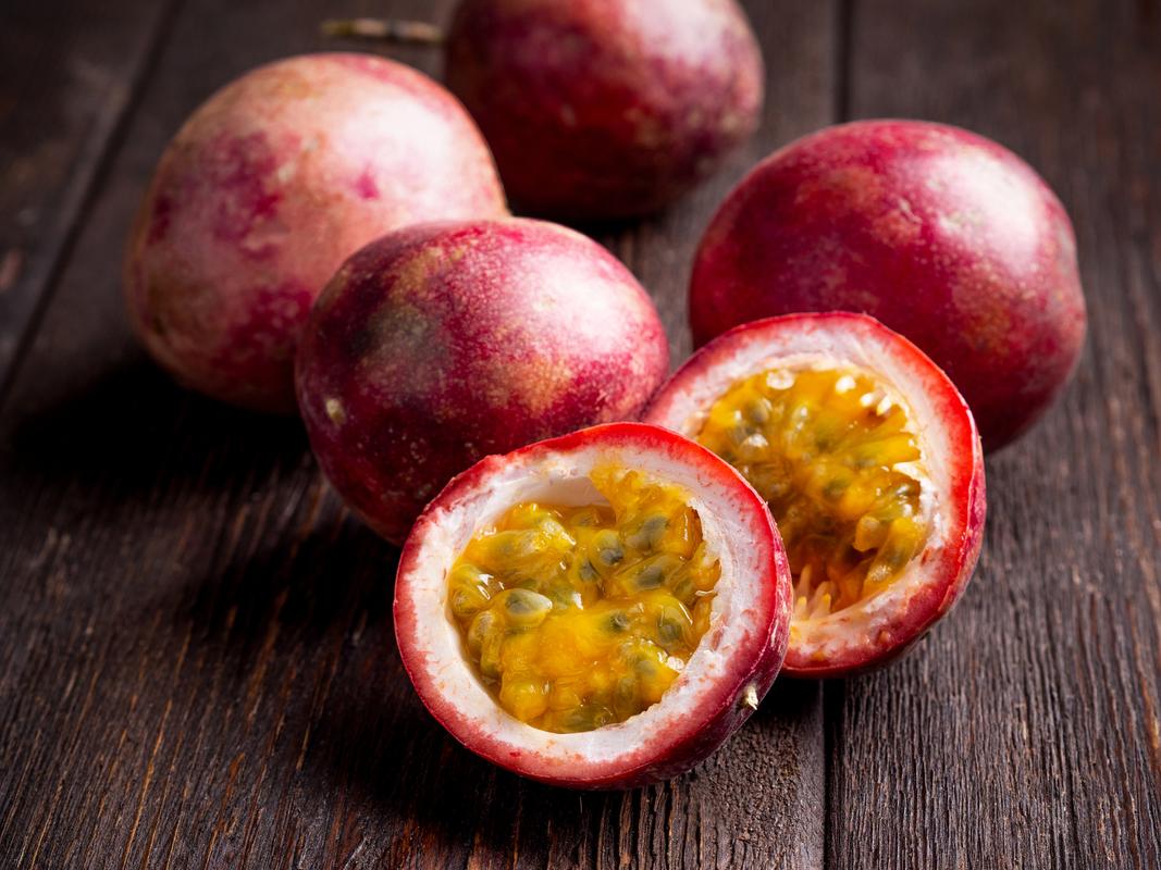 皮肤过敏能吃百香果吗?