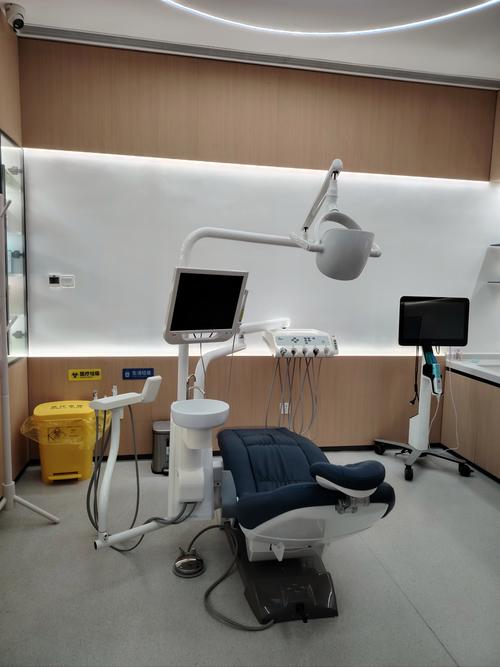 种植牙哪家口腔医院好?选对医院要注意什么?