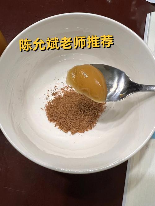 蜂蜜调口腔溃疡，陈允斌的方法管用吗？
