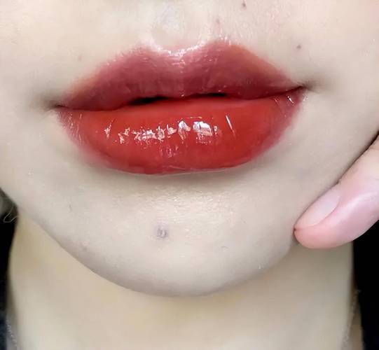 皮肤黄适合哪些口红颜色?