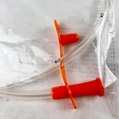 胃管为什么会盘在口腔