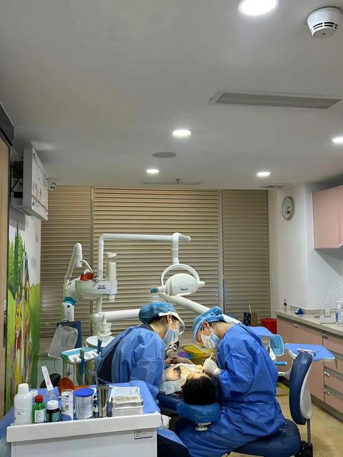 妹子口腔咽喉检查视频为何拍?