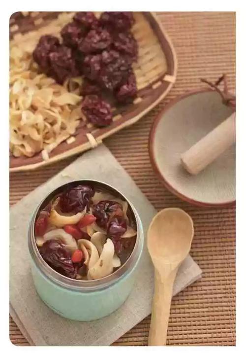 哪些食物能真正调节内分泌失调?