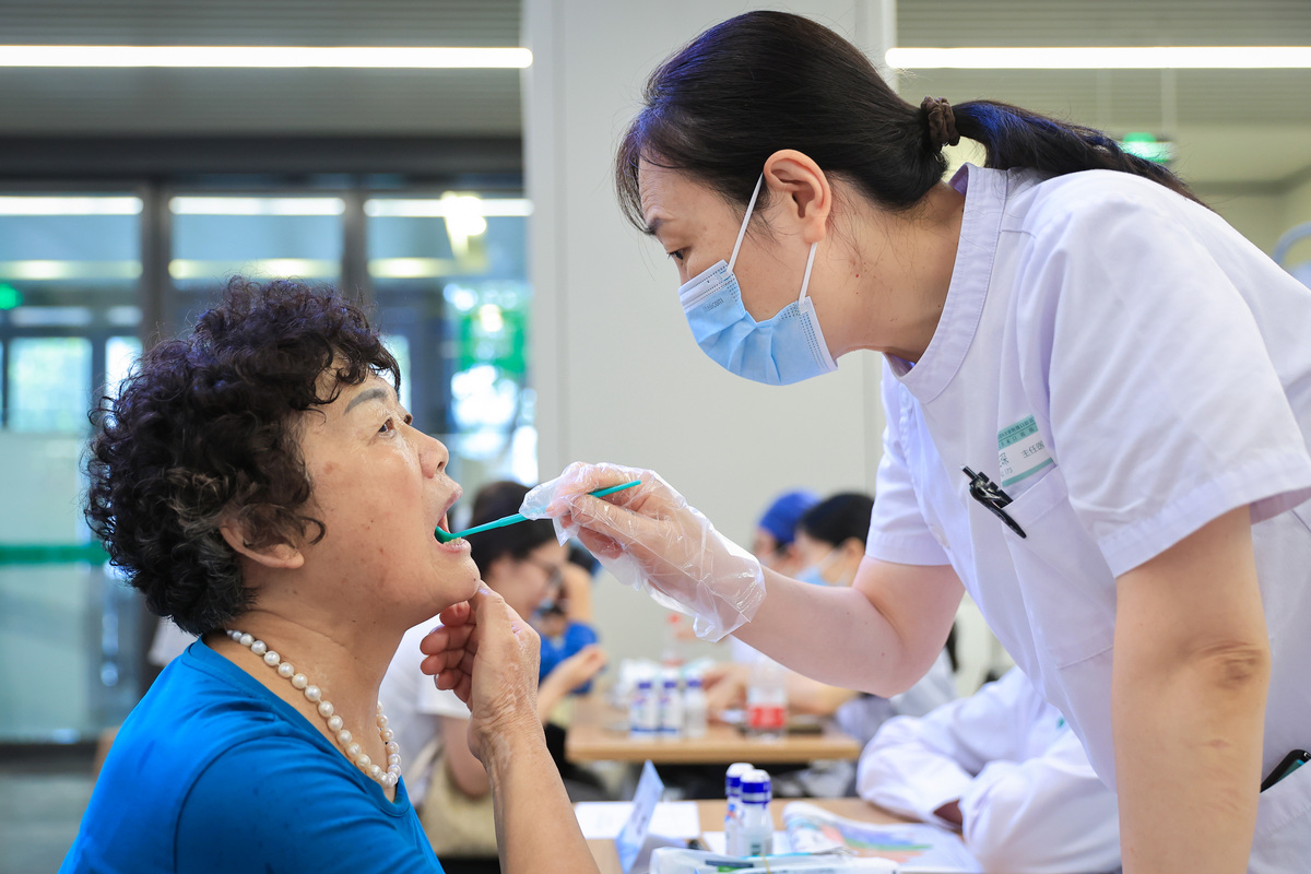 护士口腔和眼科哪个好?