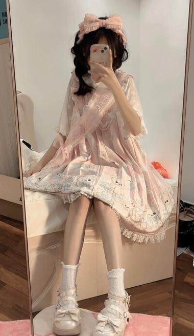 QQ女生皮肤图片哪里找？